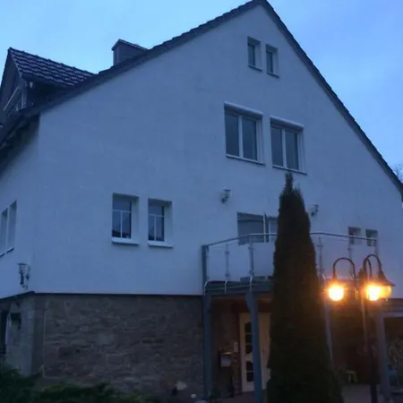 Schoene Mit Whirlpool Und Sauna * Homberg (Ohm)